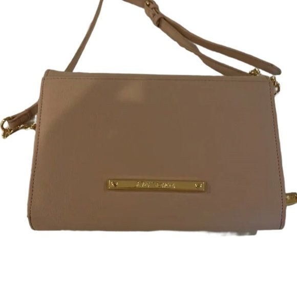 Betsy Johnson women’s cross body purse color light pink - Picture 2 of 8